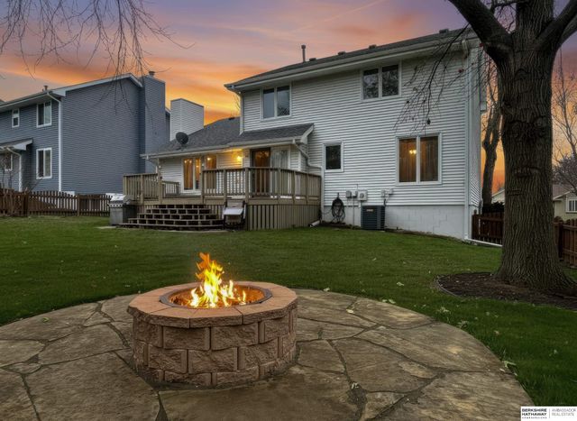 7434 Ernst Street, Omaha, NE 68122