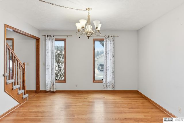 7434 Ernst Street, Omaha, NE 68122