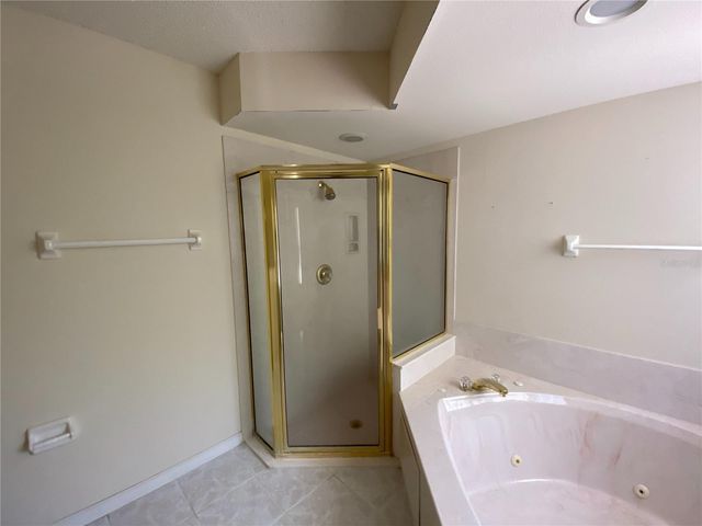 15980 SW 27TH AVENUE ROAD, Ocala, FL 34473