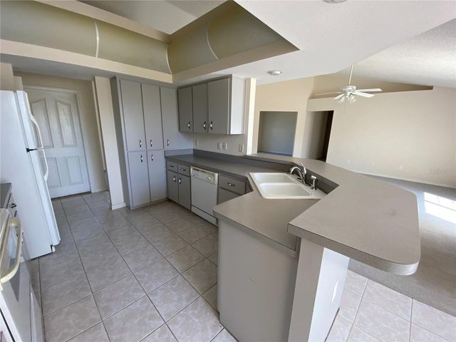 15980 SW 27TH AVENUE ROAD, Ocala, FL 34473
