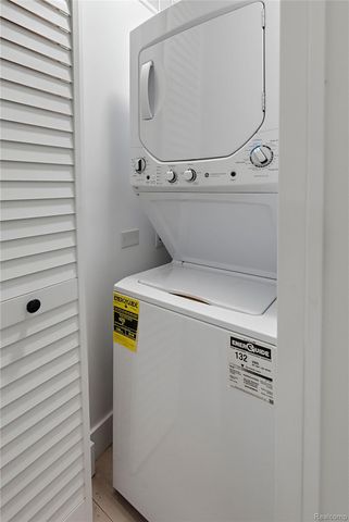 32336 Tareyton Street, Farmington, MI 48334