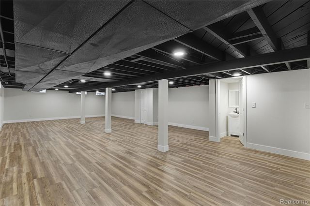 32336 Tareyton Street, Farmington, MI 48334