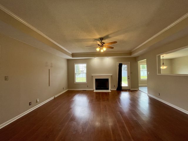 2758 Shepherds Ct, Woodlawn, TN 37191