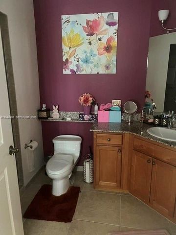 16102 Emerald Estates Dr 235 235, Weston, FL 33331