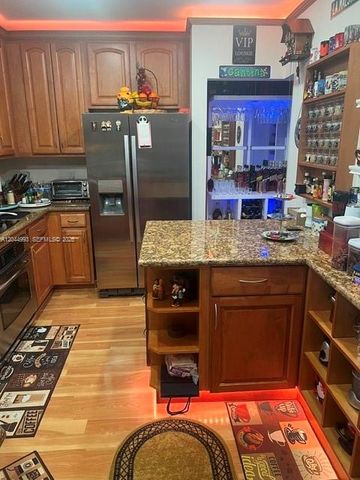 16102 Emerald Estates Dr 235 235, Weston, FL 33331
