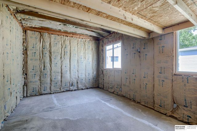 7336 S 71st Avenue, Omaha, NE 68128