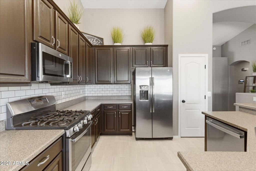 237 S 122ND Avenue, Avondale, AZ 85323 — photo 4