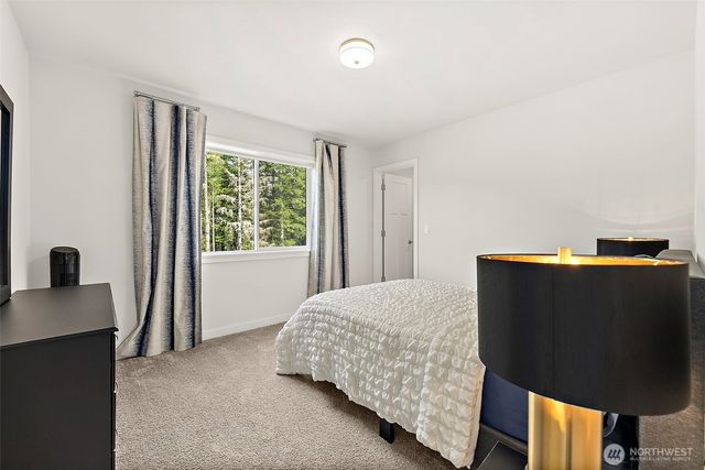 5711 Great Glen Road SW, Port Orchard, WA 98367