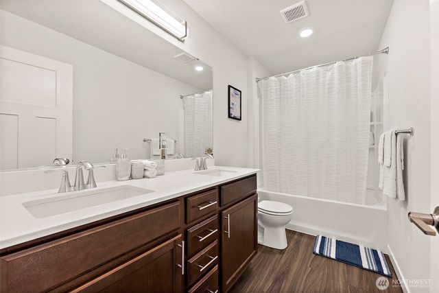 5711 Great Glen Road SW, Port Orchard, WA 98367