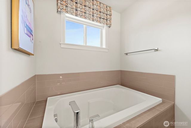 5711 Great Glen Road SW, Port Orchard, WA 98367