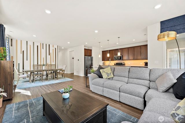 5711 Great Glen Road SW, Port Orchard, WA 98367