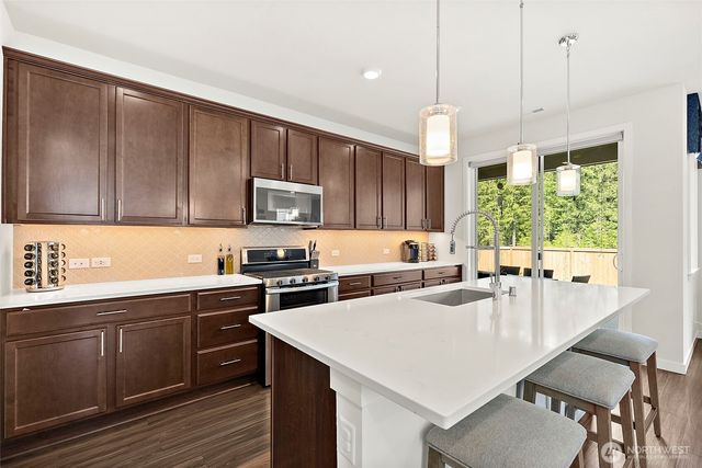 5711 Great Glen Road SW, Port Orchard, WA 98367