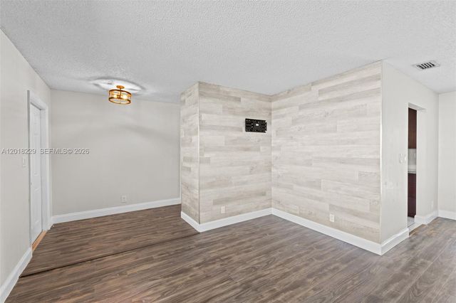 3165 NW 116 Avenue 3165, Coral Springs, FL 33065