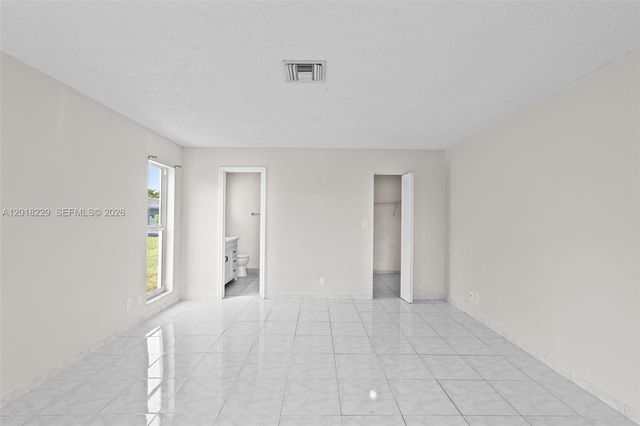 3165 NW 116 Avenue 3165, Coral Springs, FL 33065