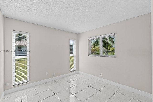 3165 NW 116 Avenue 3165, Coral Springs, FL 33065