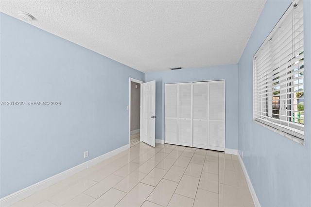 3165 NW 116 Avenue 3165, Coral Springs, FL 33065