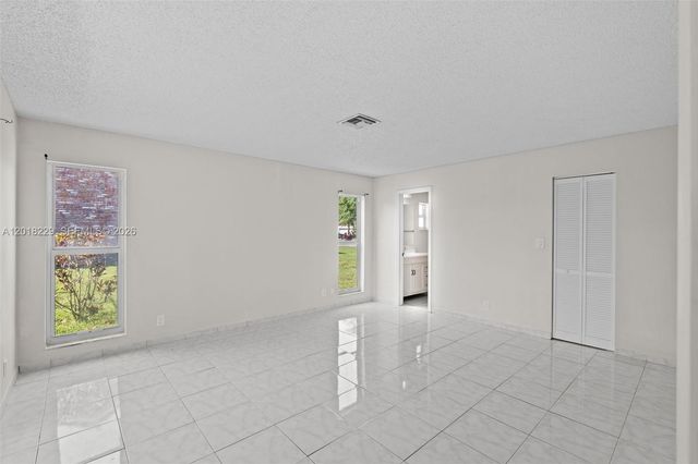 3165 NW 116 Avenue 3165, Coral Springs, FL 33065