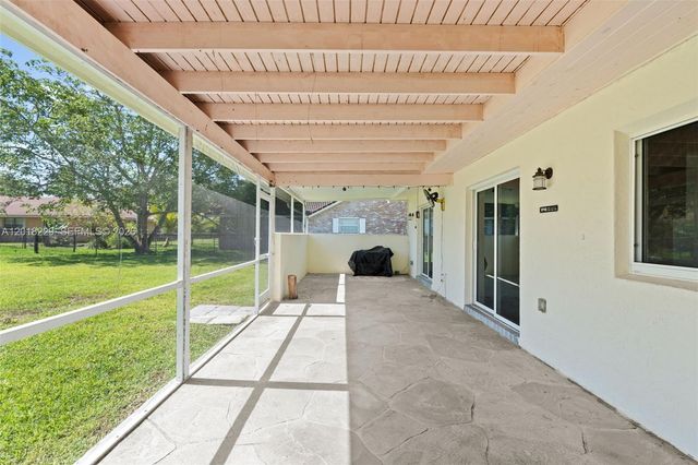 3165 NW 116 Avenue 3165, Coral Springs, FL 33065