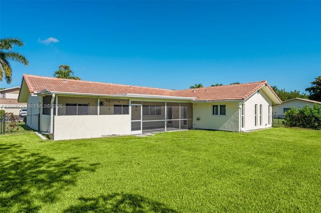 3165 NW 116 Avenue 3165, Coral Springs, FL 33065