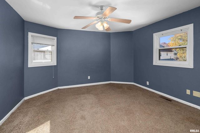 616 41ST Street, Rock Island, IL 61201