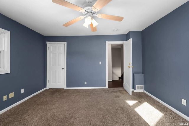 616 41ST Street, Rock Island, IL 61201