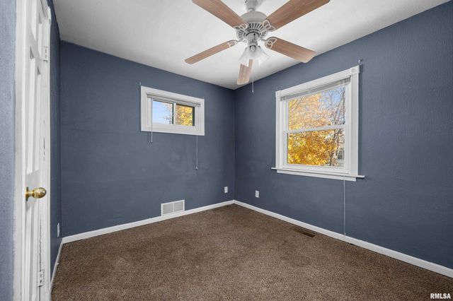 616 41ST Street, Rock Island, IL 61201