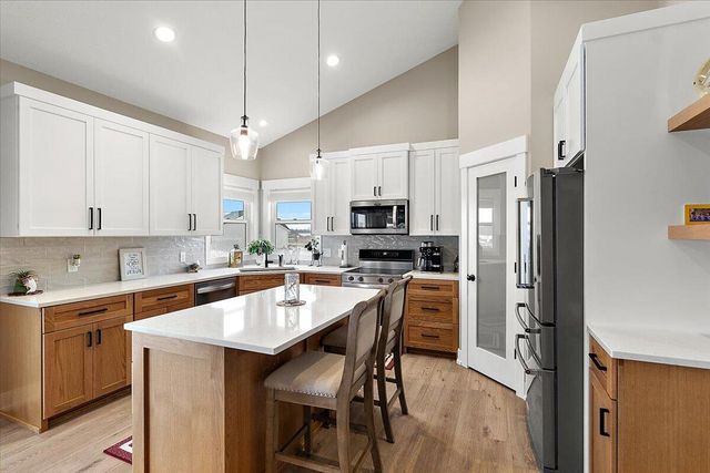 8760 Van Buren Street, Zeeland, MI 49464
