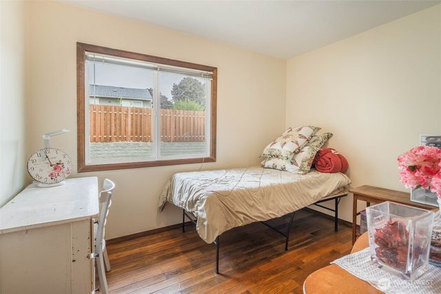 2703 Maple Street, Bremerton, WA 98310