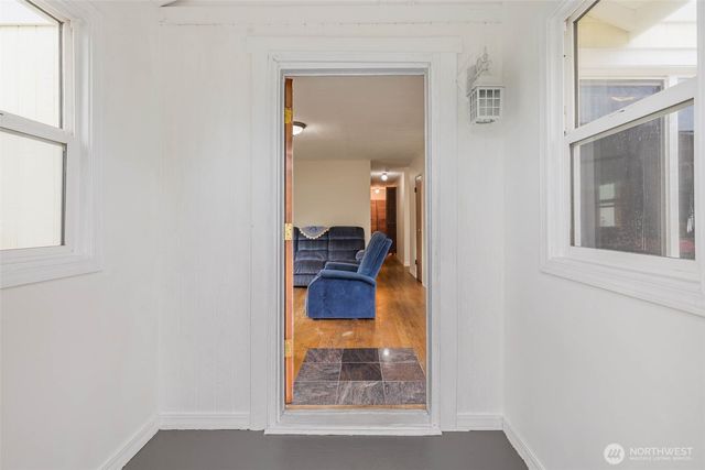 2703 Maple Street, Bremerton, WA 98310