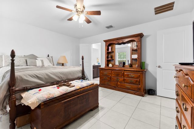 900 Odlozil Lane, Ennis, TX 75119