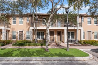 14725 SW 11th St, Pembroke Pines, FL 33027