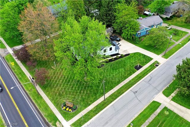 8093 S Park Drive, Garrettsville, OH 44231
