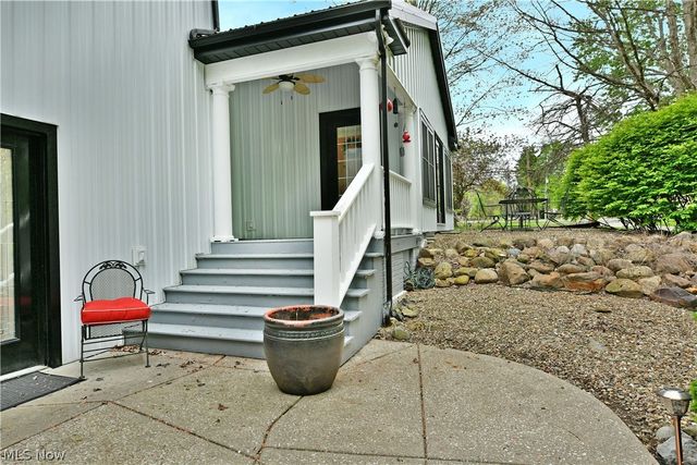 8093 S Park Drive, Garrettsville, OH 44231