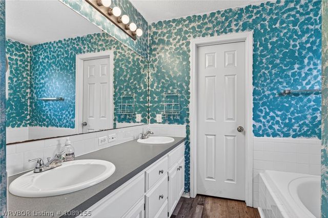 6516 Fallstone Road, Fort Smith, AR 72916