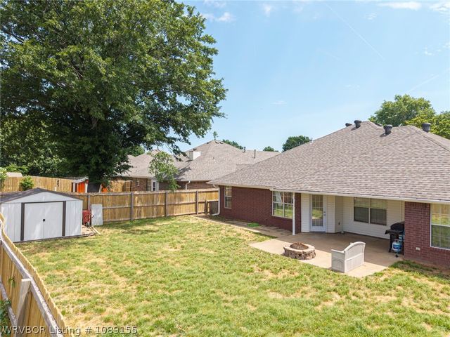 6516 Fallstone Road, Fort Smith, AR 72916