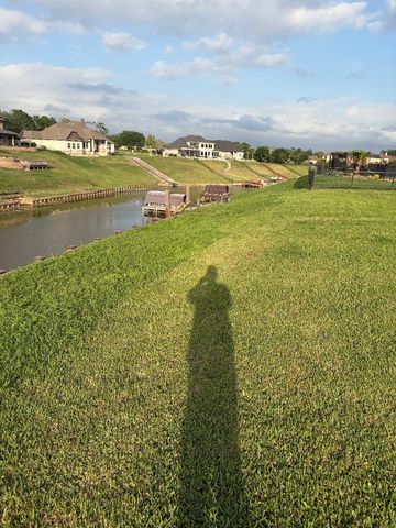 18831 Serene Water, Montgomery, TX 77356
