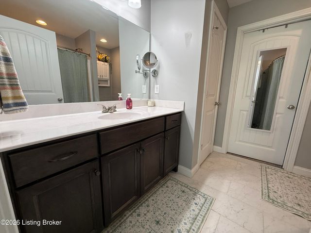 123 Glenview Dr, Bardstown, KY 40004