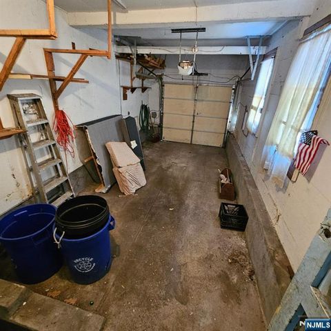 96 Woodside Avenue, Midland Park, NJ 07432