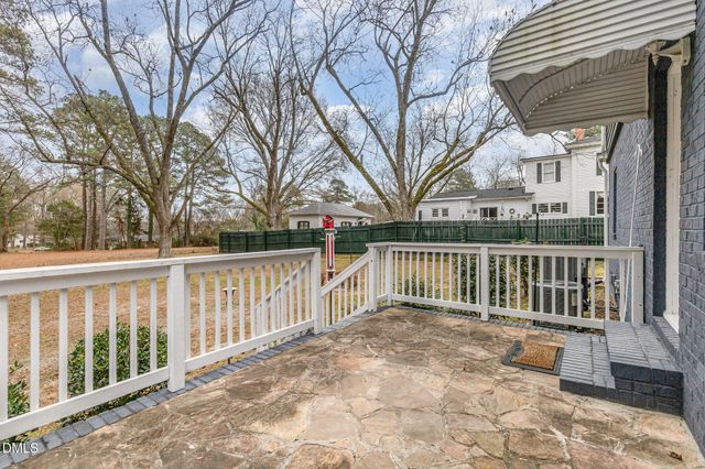 612 N Main Street, Louisburg, NC 27549