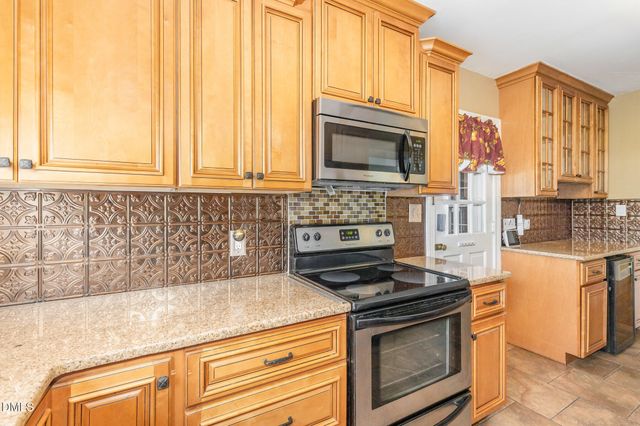 612 N Main Street, Louisburg, NC 27549