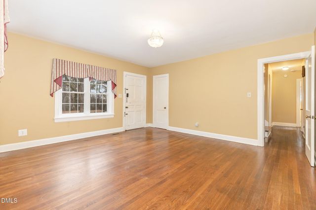 612 N Main Street, Louisburg, NC 27549