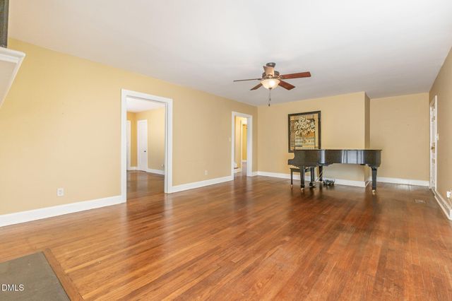 612 N Main Street, Louisburg, NC 27549