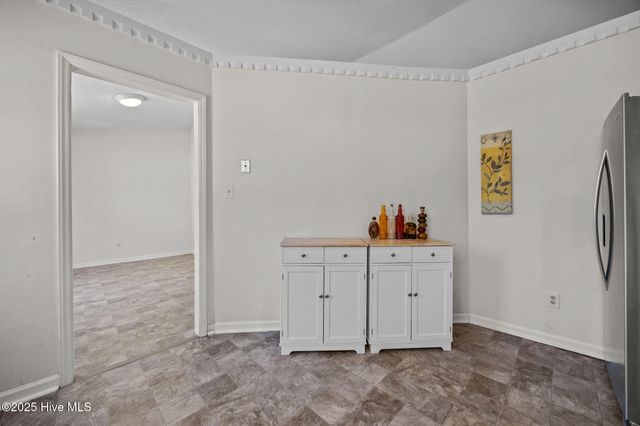 201 Meadow Lane, Jacksonville, NC 28546