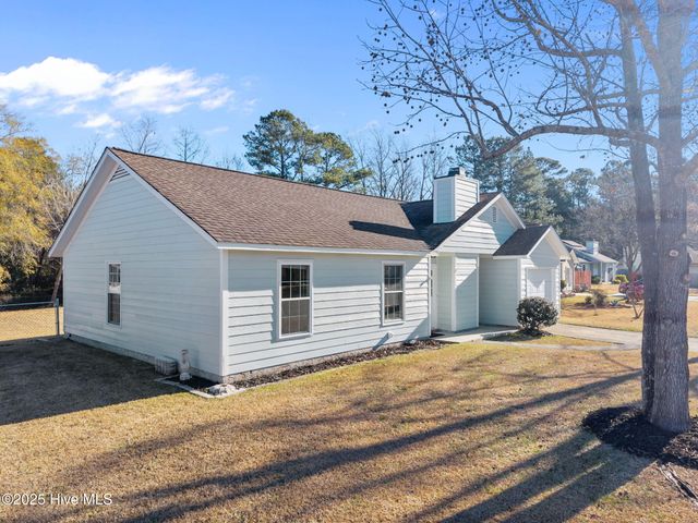 201 Meadow Lane, Jacksonville, NC 28546