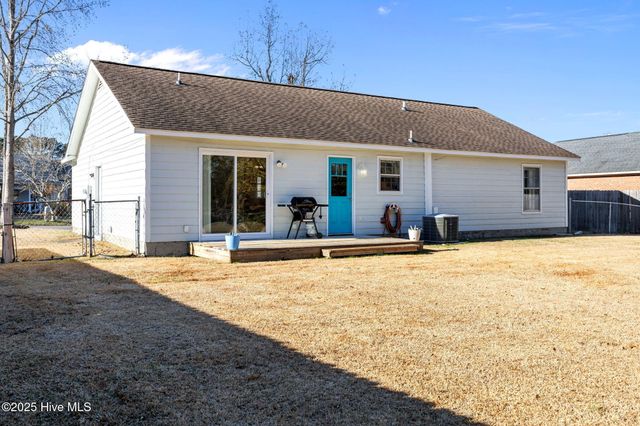 201 Meadow Lane, Jacksonville, NC 28546