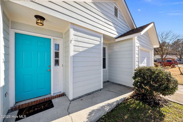 201 Meadow Lane, Jacksonville, NC 28546