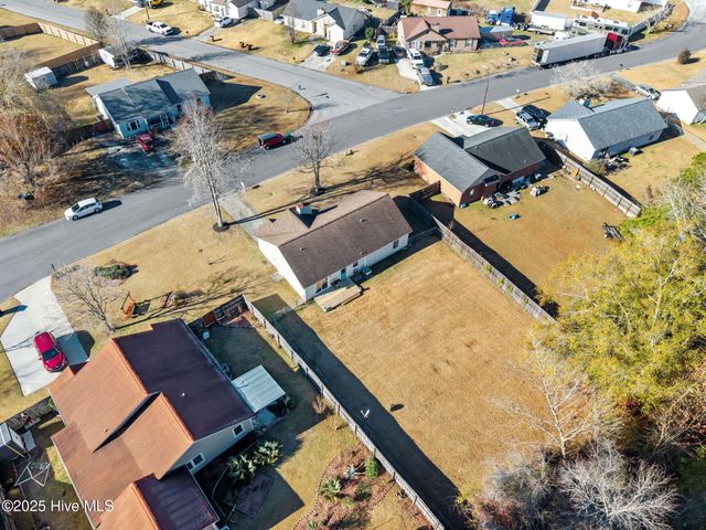 201 Meadow Lane, Jacksonville, NC 28546