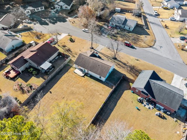 201 Meadow Lane, Jacksonville, NC 28546