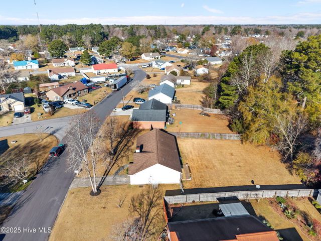 201 Meadow Lane, Jacksonville, NC 28546