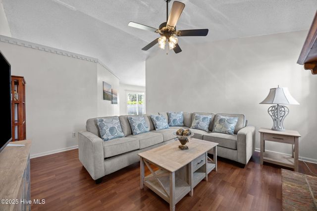 201 Meadow Lane, Jacksonville, NC 28546